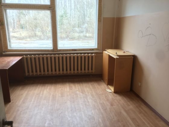 Нежилое здание (здание бывшей МБОУ «Рубиловская основная общеобразовательная школа»)