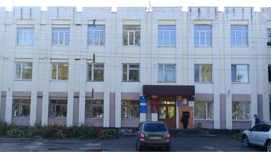 Нежилое помещение с кадастровым номером 32:26:0921103:871, площадью 12,9 кв.м, по адресу: Брянская область, муниципальный район Трубчевский, городское поселение Трубчевское, город Трубчевск, улица Советская, дом 55