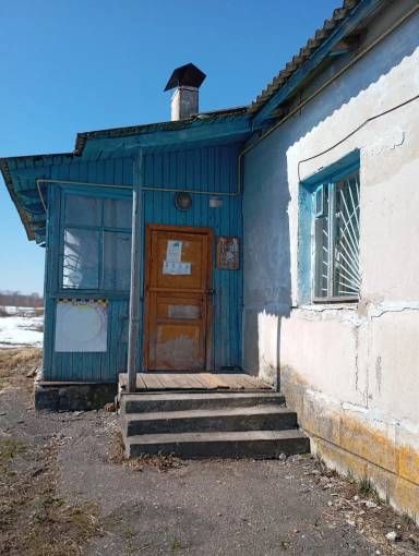 нежилое помещение, общая площадь 77,7 кв.м, этаж 1, кадастровый номер 32:10:0231501:145, расположенное по адресу: Брянская область, Карачевский район, д. Емельянова, ул. Полевая, д. 7, с целью использования – для оказания услуг населению, офис, склад, торговлю, находящееся в собственности МО «Карачевский муниципальный район Брянской области»