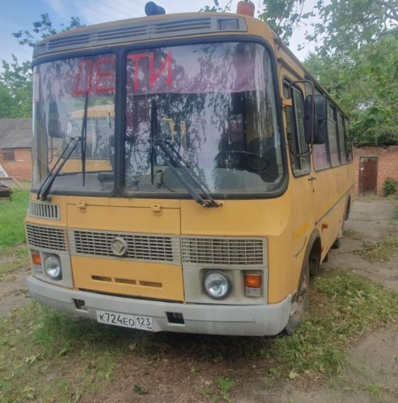 Автобус для перевозки детей ПАЗ 32053-70, 2012 года выпуска, модель  № двигателя 523400 С1004453, номер кузова Х1М3205СХС0003292, идентификационный номер (VIN) Х1М3205СХС0003292, цвет кузова желтый, мощность двигателя 124 л.с (91,2), рабочий объем двигателя 4670 куб см, тип двигателя - бензиновый, разрешенная максимальная масса 6270 кг, масса без нагрузки 5080 кг, государственный регистрационный знак К724Е0123