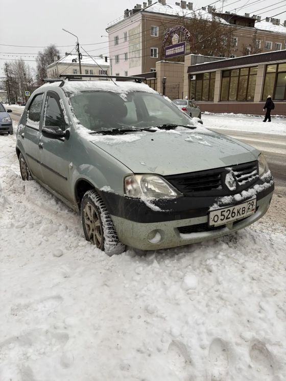 Транспортное средство Renault Logan (SR), 2008 года выпуска, цвет - светло-зеленый, VIN X7LLSRABH8H134535, государственный номер О526КВ29, номер двигателя - UC93087. Состояние ТС: скол и трещина на лобовом стекле, не работает печка.