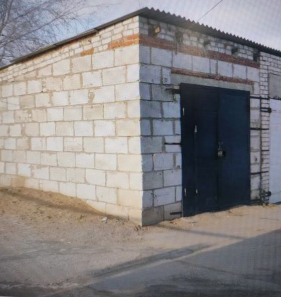 гараж, общей площадью 20,5 кв.м., по адресу: Астраханская обл., Харабалинский район, г. Харабали, ул. Интернациональная, д. 156, пом. 5