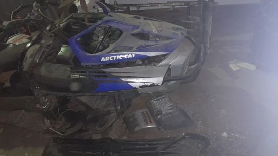 СНЕГОХОД BEARCAT 570 XT Инвентарный номер: 4101251418       Год выпуска: 2008 Заводской № машины (рамы): 4UF09SNW89T122334 Двигатель № А56-803957 Коробка передач №: сведения отсутствуют Основной ведущий мост (мосты) №: сведения отсутствуют Цвет: голубой Вид движителя: гусеничный Мощность двигателя, кВт (л.с.): 45.97 кВт (62.5 л.с.)
