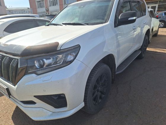 Транспортное средство Toyota Land Cruiser 150, 2020 года выпуска, цвет - белый, идентификационный номер (VIN) JTEBR3FJ705016565, государственный регистрационный номер М463МУ03.