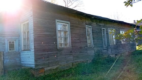Нежилое здание по адресу: Ярославская область, Некоузский район, п. Волга, ул. Ленина, д. 14