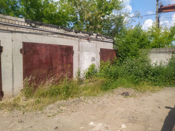 Нежилое помещение с кадастровым номером 43:40:000136:242 ((РНФИ П13180002233) общей площадью 22,1 кв.м, расположенное по адресу: Кировская обл,г Киров,ул Московская,д 102г "Автомобилист-98", гаражный бокс №30