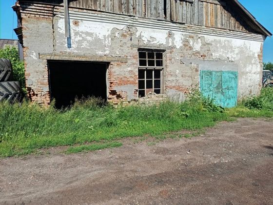 нежилое здание МТМ, расположенное по адресу: Челябинская область, Еткульский район, с. Александровка, ул. Механизаторов, д. 9б, общей площадью 1202.4 кв.м., этаж: 1, кадастровый номер 74:07:2200007:30