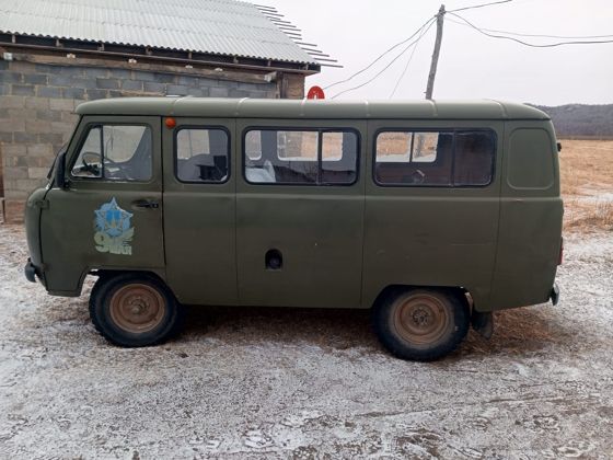 Автобус длиной не более 5м, марка УАЗ-2206, 2001 года выпуска (VIN) XTТ2206001003176, двигатель 40210L10083447, шасси (рама) 10028413, кузов 10031760, цвет зеленый, мощность двигателя 74 л.с. (54,4 кВт), рабочий объем двигателя 2693 куб.см., тип двигателя бензиновый, экологический не установлено, разрешенная максимальная масса 2720 кг, масса без нагрузки 1850 кг, категория Д/М2,  УАЗ (Россия, г.Ульяновск).