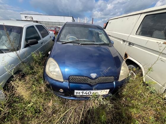 Автомобиль Тайота Витц, г/н М140АР774, 2001 г.в.