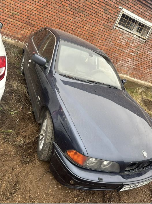 Автомобиль марки «BMW 530 D», 2002 года выпуска, государственный регистрационный знак Республики Абхазия М 486 РУ АВН, идентификационный номер (VIN) WBADL810X0GX60415.