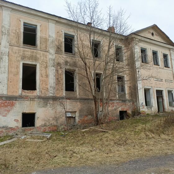Продажа нежилого здания с земельным участком