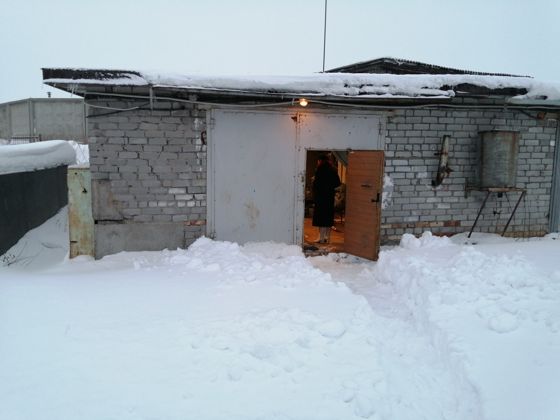 Гараж № 1100 площадью 37,4 кв.м с кадастровым номером 51:27:0010101:144, расположенный по адресу: Мурманская область, городской округ ЗАТО город Заозерск, город Заозерск, территория Восточная, гараж 1100