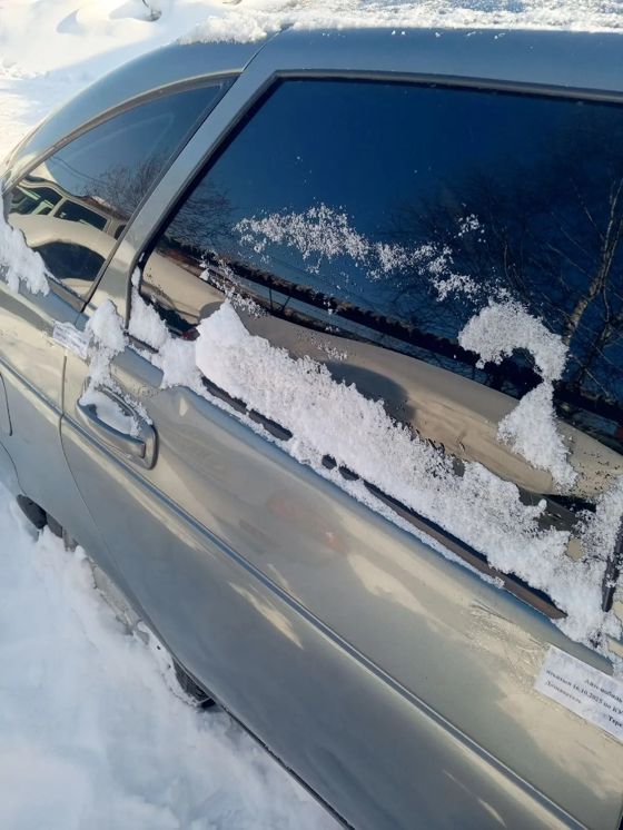 Автомобиль Лада Приора 217230, г/н Р131УК196, 2011 г.в., цвет: средний серо-зеленый металл, VIN: XTA217230B0158362