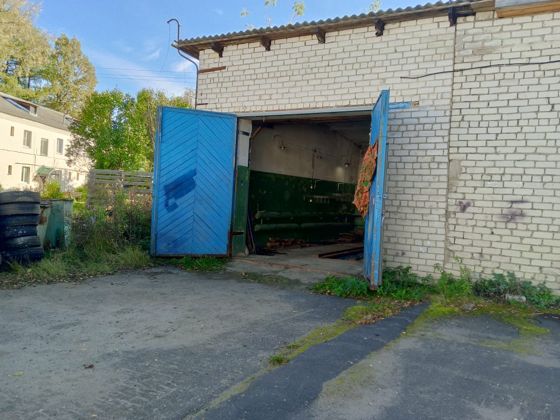 Имущество, находящееся в собственности Ярославской области, расположенное по адресу: Ярославская область, р-н Любимский, г. Любим, ул. Раевского, д. 4б