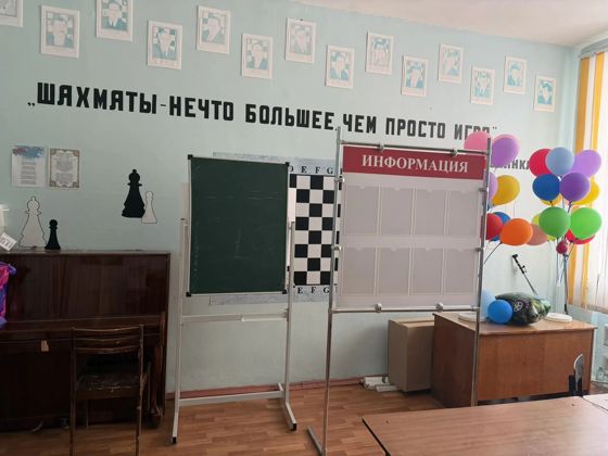 на право заключения  договора аренды  муниципального имущества нежилое помещение №27, общей площадью 17,2 кв.м., расположенное на первом этаже 3-этажного здания учебного корпуса адресу: г. Нижнекамск, пр.Строителей, д.9