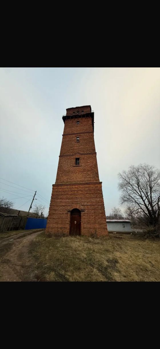 Комплекс, расположенный по адресу: Тульская область, Богородицкий район, п. Романцевский, ул. Тульская - водонапорная башня объемом 900 куб.м, кад. номер 71:04:020303:861 с земельным участком площадью 1 250 кв.м, кад. номер 71:04:040906:1898