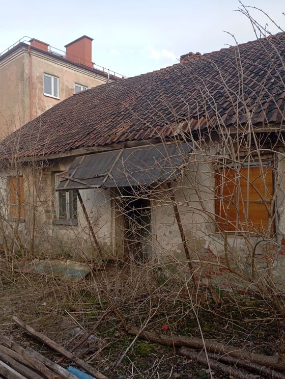 Нежилое здание дом, общей площадью 125,2 кв.м., место расположения: Калининградская обл., г. Нестеров, ул. Московская, д. 3А,  КН 39:08:010001:486