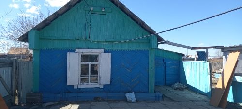 Жилой дом, назначение: жилое, этаж 1 (в т.ч. подземных 0), площадь 57,8 кв.м., к/н 75:06:050103:886, по адресу: Забайкальский край, р-н. Забайкальский, п/ст. Даурия, ул. Журавлевская, д. 6, расположенный на земельном участке, категория земель: земли населенных пунктов, виды разрешённого использования: для жилого дома и ведения личного подсобного хозяйства, кадастровый номер 75:06:050101:721, площадь 1100 кв.м., расположенный по адресу:Забайкальский край,  п/ст Даурия, ул.Журавлевская
