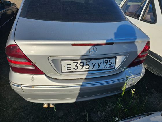 Автомобиль Мерседес Бенц С 220, г.н Е395УУ95. Документы отсутствуют.