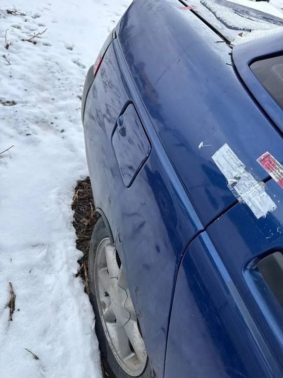 Автомобиль ЛАДА 219060 ЛАДА ГРАНТА, г/н В965ВК142, 2013г.в., VIN 219060DY046732. Рабочее состояние, и комплектность автомобиля не проверялось. Находится в Курагинском р-не, данное имущество обращено в доход государства (Документы, ключи отсутствуют); ВАЗ 21102, г/н А210КХ19, 2002 г.в., VIN XTA21102020458587. Рабочее состояние, и комплектность автомобиля не проверялось. Находится в Курагинском р-не, данное имущество обращено в доход государства (Документы, ключи отсутствуют). (111/26, 107/26)