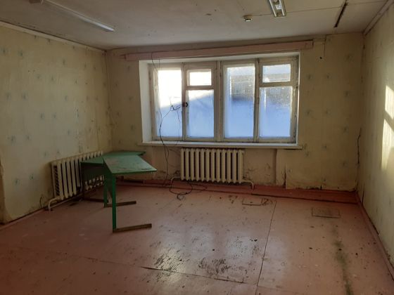 Нежилое помещение №4, общей площадью 259,5 кв.м., кадастровый номер 52:45:0060902:921 в нежилом здании, общей площадью 1145,66 кв.м., расположенное по адресу: Нижегородская область, Сергачский район, с. Толба, ул.Южная, д.13а
