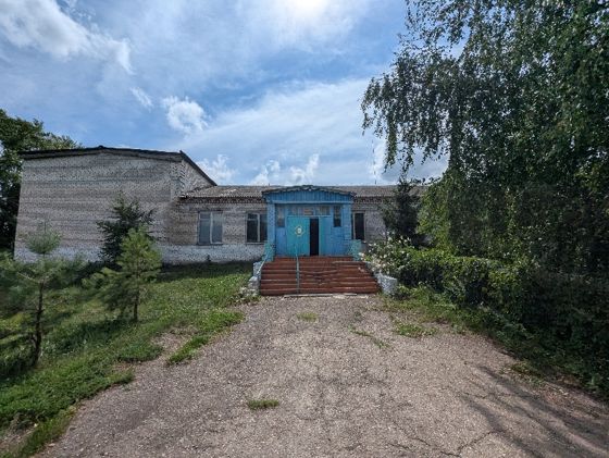 Нежилое здание, общей площадью 651,1 кв.м., кадастровый номер 52:45:0180801:364, и земельный участок, общей площадью 2206,0 кв.м., кадастровый номер 52:45:0180801:363, занятый этим нежилым зданием, расположенные по адресу: Нижегородская область, Сергачский район, с. Абаимово, ул.Молодежная, д.14