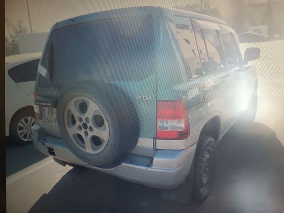 Автомобиль MITSUBISHI PAJERO 1.8 IO, год выпуска не установлен, VIN: H76W0001421, г/н в Грузии PP364YY, цвет кузова – зеленый.