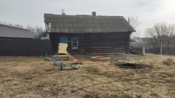 Нежилое здание с кадастровым номером 21:21:240901:338, общей площадью 66,5 кв.м. и земельный участок с кадастровым номером 21:21:240901:60 площадью 113 кв.м., категория земель: земли населенных пунктов, разрешенное использование: бытовое обслуживание, расположенное по адресу: Чувашская Республика, Чебоксарский район,  д. Корак-Чурачики, ул. Спутника, д.4
