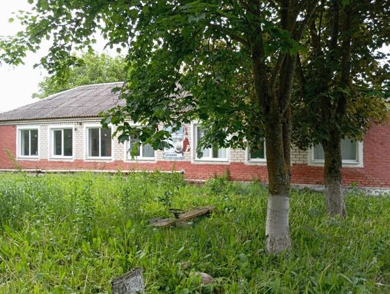 Здание, местоположение Ставропольский край, Александровский район, с. Садовое,                 ул. Ленина, 222а, кадастровый номер 26:18:090225:71, назначение –нежилое, площадь 181 кв.м. Здание, местоположение Ставропольский край, Александровский район, с. Садовое,                 ул. Ленина, 222а, кадастровый номер 26:18:090219:51, назначение –нежилое, площадь 11,4 кв.м. Здание, местоположение Ставропольский край, Александровский район, с. Садовое,                 ул. Ленина, 222а, кадастровый