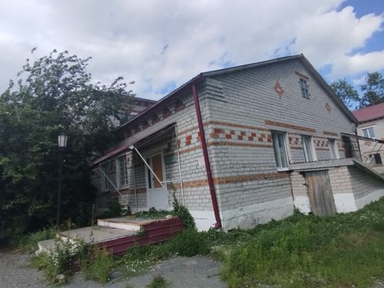 Три объекта недвижимости продаются единым неделимым комплексом