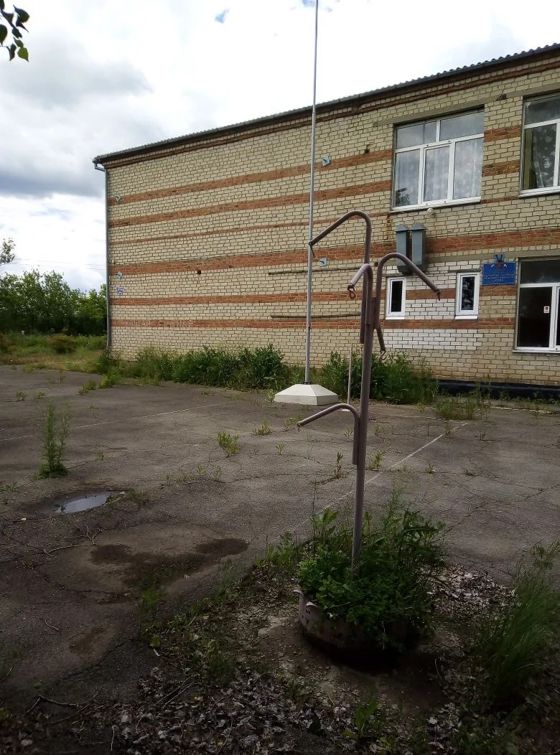 Нежилое здание