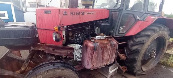Экскаватор ЭЮ-2621 В-З на тракторе ЮМЗ -6АКМ-40