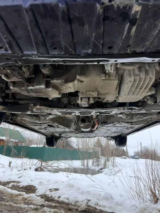 Автомобиль марки Honda Insight гибрид, г/н В795ХР27 ,2009 г.в., № двигателя 2100252, цвет черный,после дтп (разбито лобовое стекло,вмятины по корпусу, отсутствует гибридная установка, катушки зажигания выхлопная система блок управления, радиаторы, датчики.)