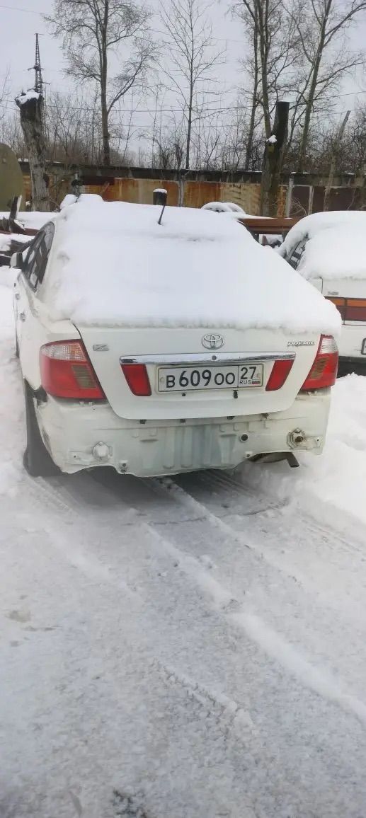 Автомобиль марки Toyota Premio, г/н B609OO27 ,2004 г.в., № кузова ZZT2400092585 , цвет белый,отсутствует задний бампер, повреждения по корпусу.