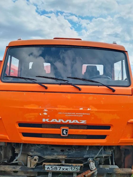 Автомобиль КО-514, 2013 года выпуска, VIN XVL693210D0000281 (Автомобиль с ключами и СТС. Автомобили разукомплектованы, голая рама и кабина)