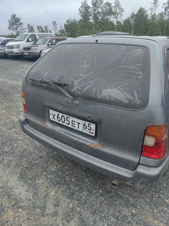 Автомобиль марки” Тойота Спринтёр”, государственный номер Х 605 ЕТ 65, кузов СЕ 1090010269, двигатель 2С