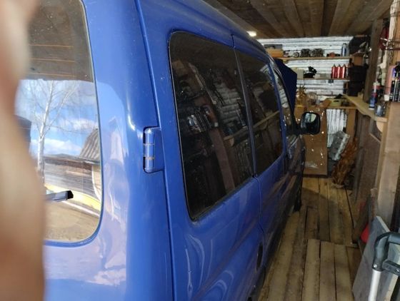 Транспортное средство Citroen Berlingo, 2006 года выпуска, цвет – синий, VIN VF7GJKFWC93362172, государственный номер О065ВА29. Состояние ТС: трещина на решетке радиатора, трещина на лобовом стекле, отсутствует заднее левое стекло, по кузову повреждения ЛКП, трещины на заднем бампере, трещина на задней правой фаре, неисправен замок зажигания