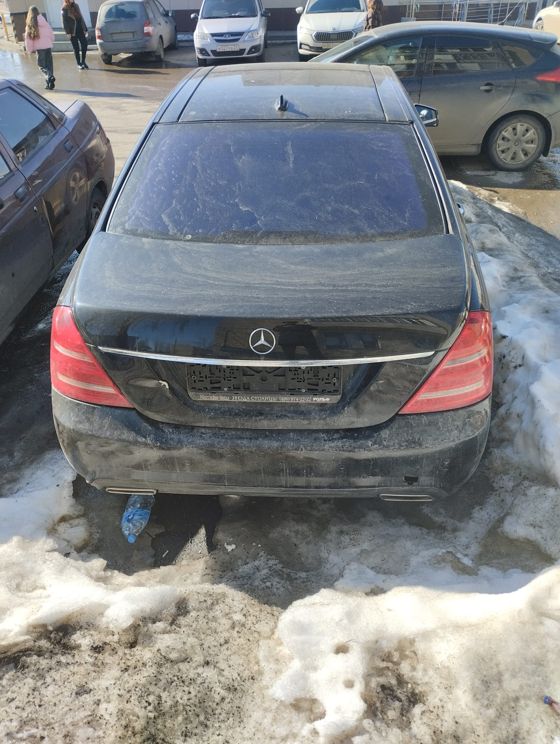 АМТС Мерседес-Бенц S350 4Matic, 2011 г.в., г/н Н783КК21, VIN WDD2211821A392286, цвет черный, крышка багажника имеет вмятину, лобовое стекло имеет трещины, передний бампер сдвинут с места крепления, кузов с левой стороны имеет следы коррозии, СТС и ключи отсутствуют