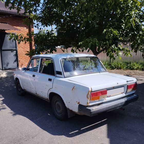 Автомобиль легковой седан ВАЗ 21074 VAZ 21074; инвентарный номер: 110105000002; год выпуска: 2005; серия, номер паспорта транспортного средства: 23 РС № 661127; идентификационный номер (VIN): XTA21074052133855; номер кузова: XTA21074052133855; модель, номер двигателя: 2106, 8101427.