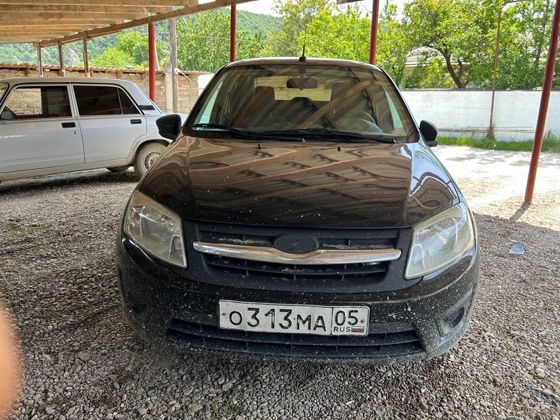 Движимое имущество - автомобиль