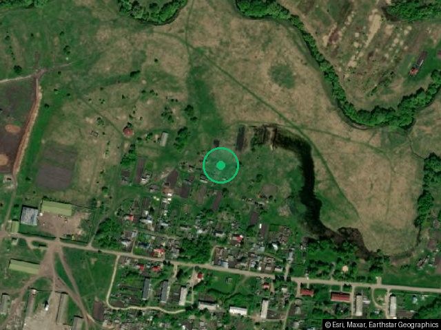 Здание (1/4 доля), площадью 584,9 кв.м., назначение: нежилое, кадастровый номер 62:11:0060201:737, расположение: Рязанская обл., Пронский р-н, с. Тырново, ул. Истья, 5. Земельный участок (1/3 доля), площадью 645 кв.м., кадастровый номер 62:11:0060201:19, вид разрешенного использования: для производственной деятельности, расположение: Местоположение установлено относительно ориентира, расположенного в границах участка. Почтовый адрес ориентира: Рязанская область, р-н Пронский, с Тырново.