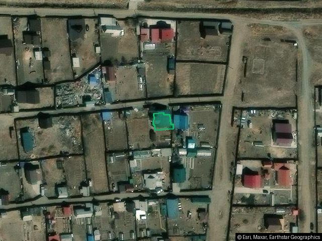 Недвижимое имущество (дом 163,9 кв.м., кадастровый номер 75:32:010109:76, с земельным участком 448 кв.м., кадастровый номер 75:32:010109:19, виды разрешенного использования объекта недвижимости: ведение дачного хозяйства, категория земель: земли населенных пунктов), расположенное по адресу: Забайкальский край, г. Чита, СНТ Биофабрика, д. 9
