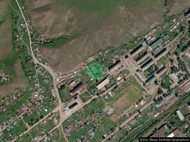 1/3 доля в праве на жилое здание,
площадь: 31кв.м., кадастровый номер:
75:18:170121:220 и 1/3 доля в праве на
земельный участок , площадь: 955кв.м.,
категория земель: Земли населенных
пунктов, разрешенное использование:
Для жилого дома и приусадебного
участка, кадастровый номер:
75:18:170121:52, Адрес
(местоположение): Забайкальский край,
р-н Сретенский, пгт. Кокуй, ул. Луговая
1-я, дом 46
В имуществе имеются доли,
принадлежащие несовершеннолетним
сособственникам
Ограничения прав на земельный уч