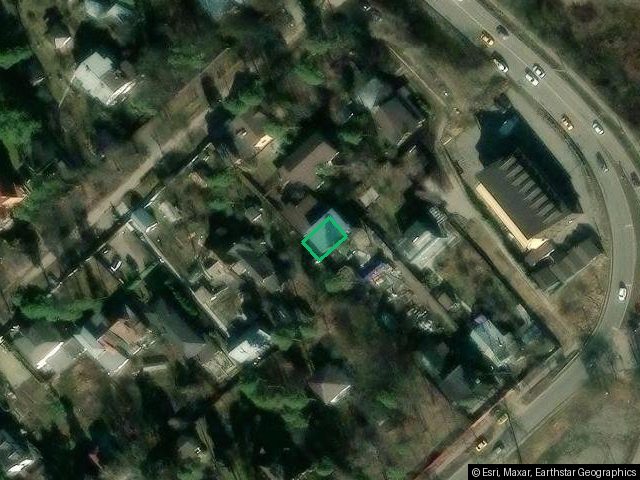 - Индивидуальный жилой дом, назначение: жилой дом, площадью 179,6 кв. м, количество этажей: 2, в том числе подземных 0, расположенный по адресу: 142702, Московская область, г.о. Ленинский, г Видное, ул. имени Героя Российской Федерации В.А.Тинькова, д. 4А, с кадастровым номером: 50:21:0010109:463.
- Земельный участок, площадью 480 +/- 8 кв. м, категория земель: Земли населенных пунктов, разрешенное использование: Для ведения личного подсобного хозяйства, расположенный по адресу: 142702, Московск