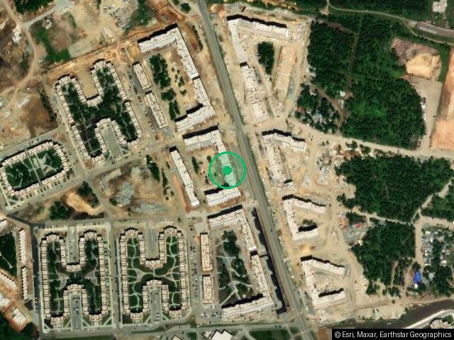 Двухкомнатная квартира площадью 55,3 кв.м., расположенная по адресу: Челябинская область, поселок Западный, микрорайон Привилегия, улица Кременкульская, дом 11, квартира 82, кадастровый номер: 74:19:1203001:13669. В залоге у ПАО «Сбербанк России».