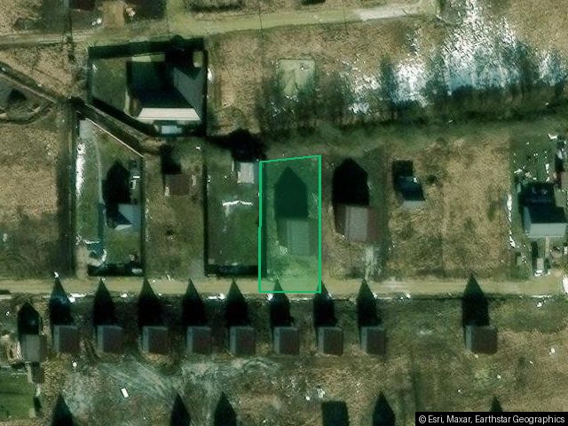 Земельный участок с кадастровым номером: 47:23:0439002:963, площадью 928 кв.м., и жилой дом с кадастровым номером 47:23:0439002:2594, площадью 191,2 кв.м, расположенные по адресу: Россия, Ленинградская область, Гатчинский район, д. Малое Замостье, д. 807