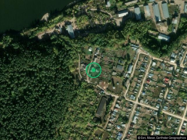 1/2 доля в праве на квартиру общей площадью 60.40 кв.м., расположенная по адресу: Кировская область, р-н. Советский, г. Советск, ул. Горького, д. 19, кв. 2. Кадастровый номер: 43:31:010017:135. Номер государственной регистрации: 43-43-10/260/2008-182.