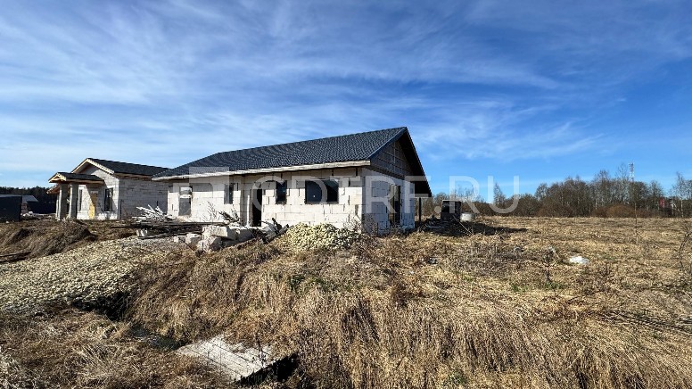 Земельный участок, площадью 800 кв.м ,расположенный по адресу: Ленинградская область, Ломоносовский муниципальный, Пениковское сельское поселение,кадастровый (условный номер): 47:14:0203010:1093:
Жилой дом, площадью 125,6 кв.м. расположенный по адресу: Ленинградская область. Ломоносовский муниципальный, Пениковское сельское поселение, кадастровый (условный) номер: 47:14:0203010:1300;
Ознакомление с имуществом производится по адресу: Новороссийск, с.Борисовка, пер.Пустынный, дом 27, с момента пуб