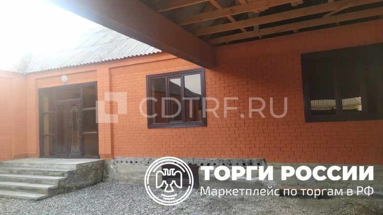 Земельный участок с кадастровым номером: 20:12:1302000:1174, площадью: 1 184 кв.м., и жилой дом с кадастровым номером: 20:12:0201005:401, площадью: 198,9 кв.м, расположенные по адресу: РОССИЯ, Чеченская Республика, Шалинский, с. Белгатой, Кааева ул, д.33. (Находится в залоге у ПАО Сбербанк)
Доп. информацию можно получить до окончания периода приема заявок по будням с 10:00 до 17:00 (время по МСК) обратившись по эл. адресу: nvkursh@gmail.com, по тел.: 7 915 982 91 65