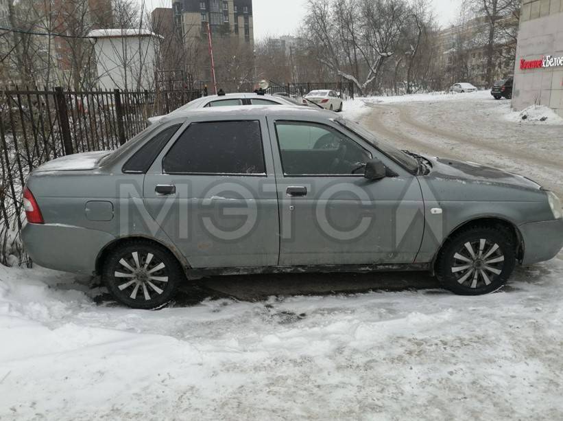 Легковой автомобиль, марка: LADA 217010 , модель: LADA PRIORA, год изготовления: 2011, VIN: XTA217010B0299093, г/н: Н142ЕУ159
Порядок ознакомления с имуществом должника:
Ознакомление с имуществом производится по адресу: г.Пермь, ул. Подлесная
13, с момента публикации сообщения о продаже имущества и до окончания
приема заявок по предварительной записи по телефону: + 79082477213.